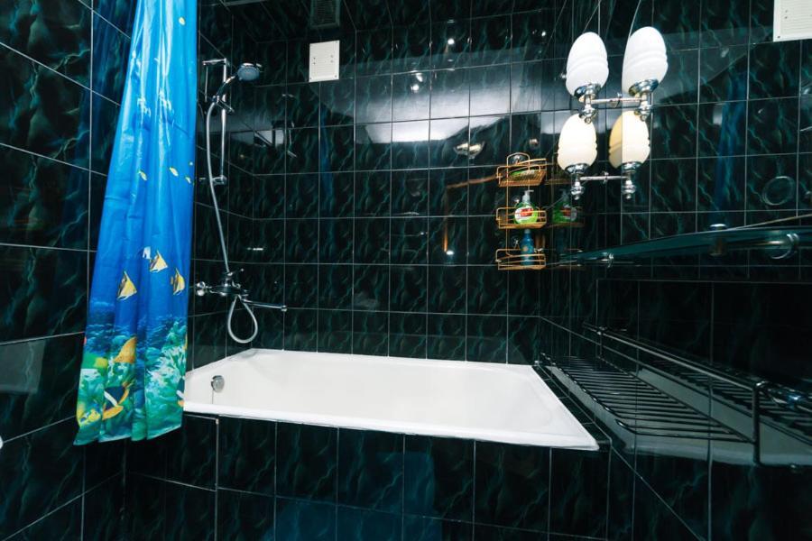 Daire 1 комнатная м васильковская газ и низкий этаж Kiev